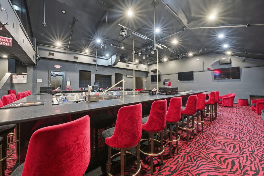 More Photos Of 238 Highway 34, Old Bridge Storefront Retail Residential For Sale