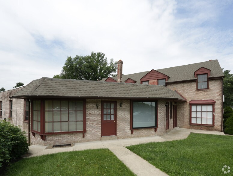 More Photos Of 766 Old York Rd, Jenkintown Medical For Sale