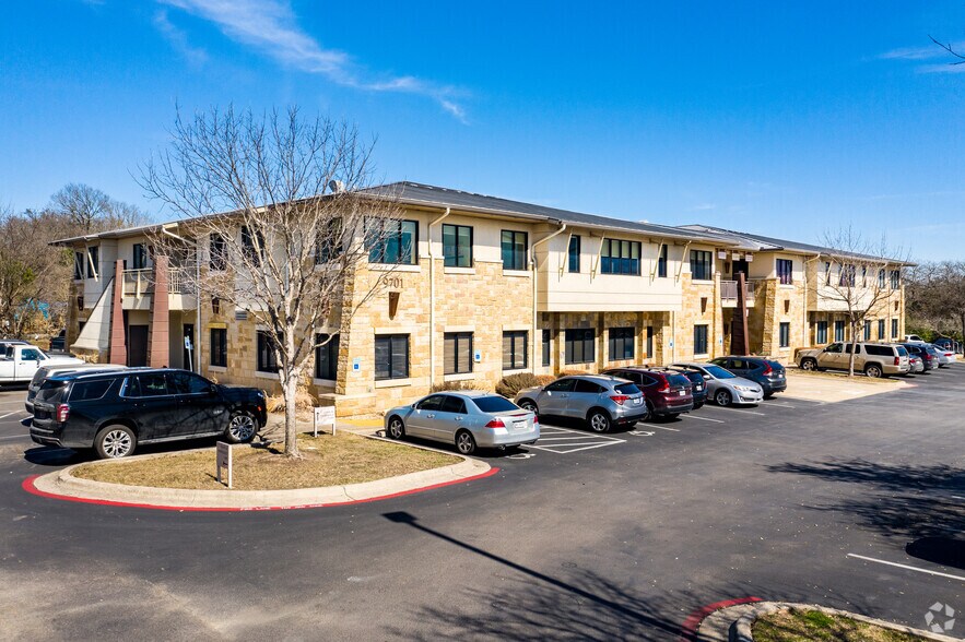 More Photos Of 9701 Brodie Ln, Austin Medical For Lease