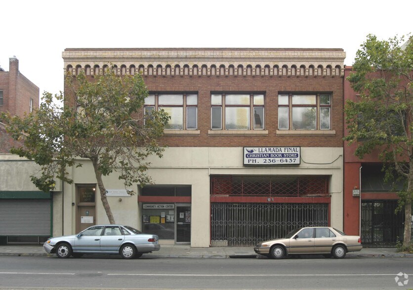 More Photos Of 1017 Macdonald Ave, Richmond Office Residential For Lease