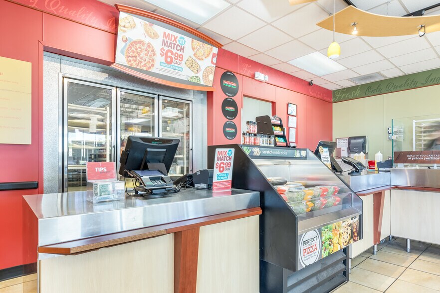 More Photos Of 140 Country Center Dr, Pagosa Springs Storefront For Sale