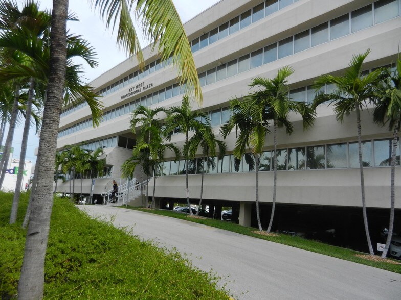 More Photos Of 1111 12th St, Key West Medical For Lease