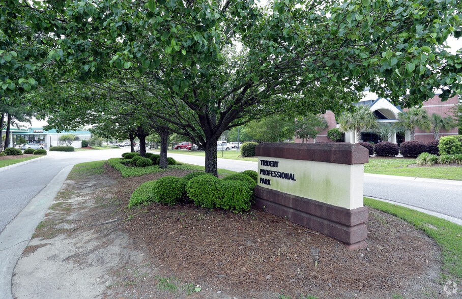 More Photos Of 2891 Tricom St, North Charleston Medical For Lease