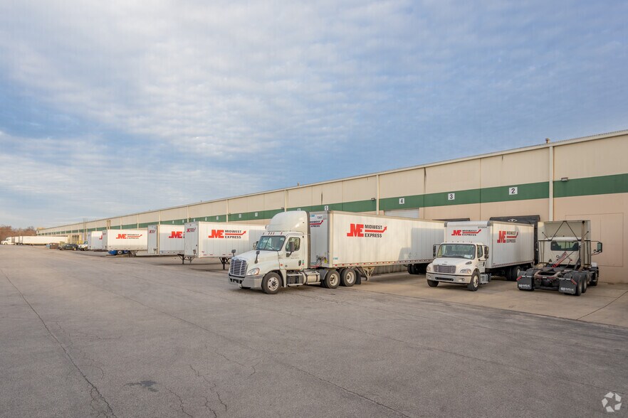 More Photos Of 1390 Donaldson Hwy, Erlanger Unknown For Lease