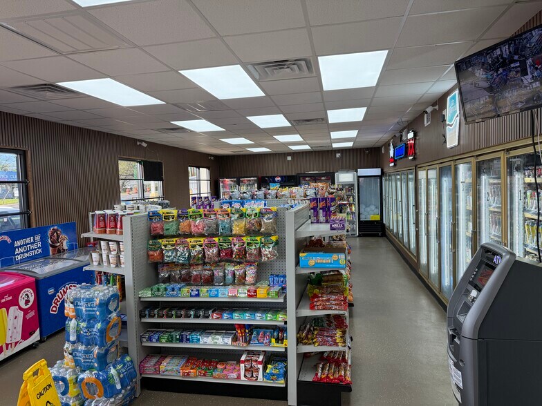 More Photos Of 1708 S Mobberly Ave, Longview Service Station For Sale