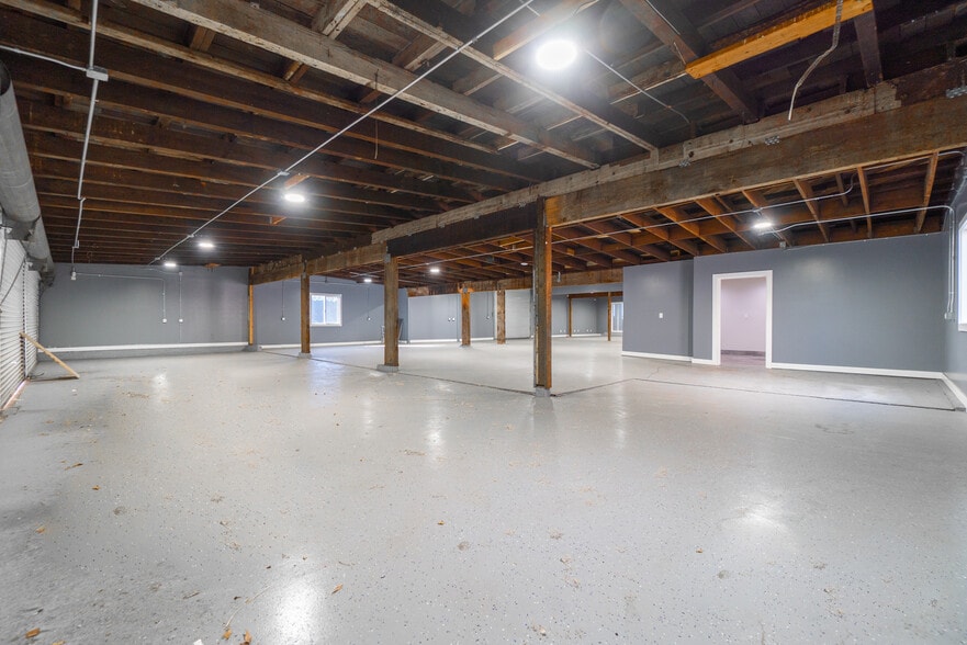 More Photos Of 820 W Esther St, Long Beach Distribution For Sale