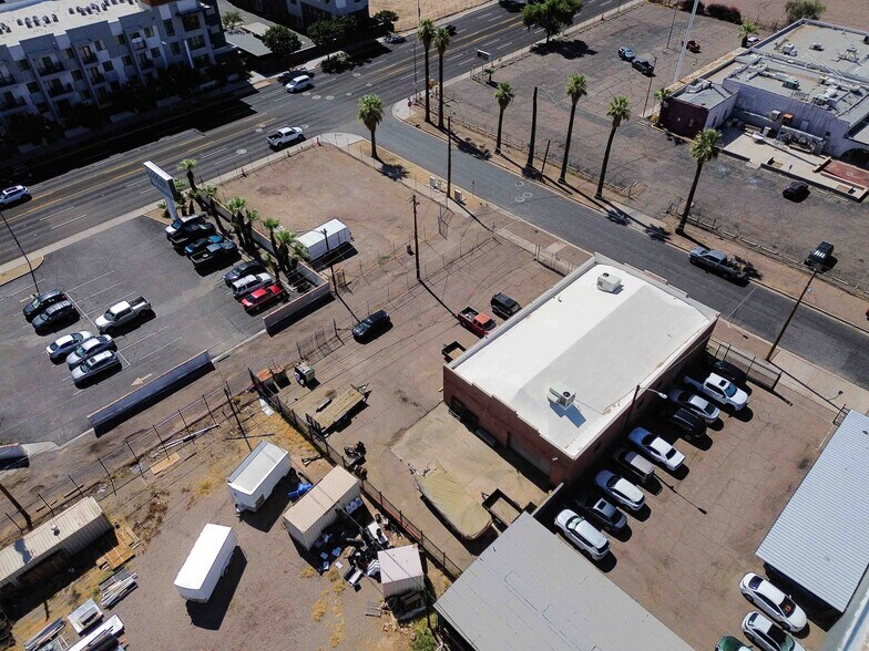 More Photos Of 718 W Polk St, Phoenix Manufacturing For Sale