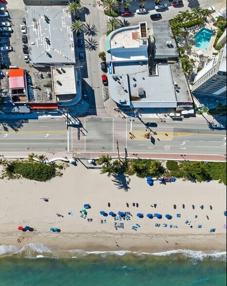More Photos Of 900 Sunrise Ln, Fort Lauderdale General Retail For Sale