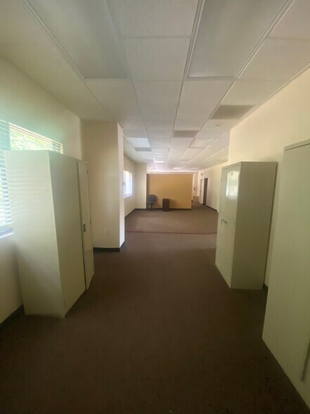 More Photos Of 15506 County Line Rd, Spring Hill Daycare Center For Lease