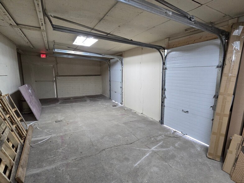 More Photos Of 42 Independence St, Rochester Food Processing For Lease