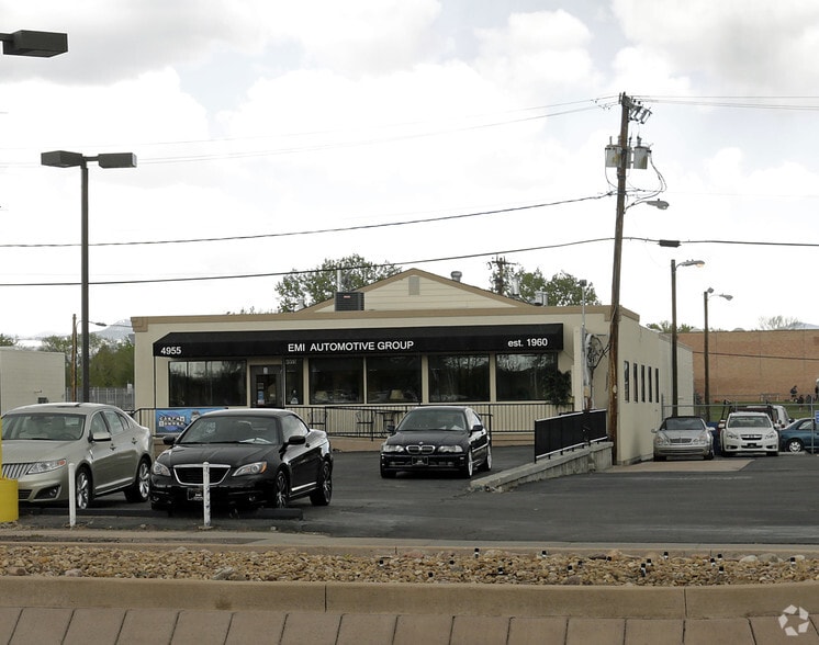More Photos Of 4909-4959 S Broadway St, Englewood Auto Dealership For Sale