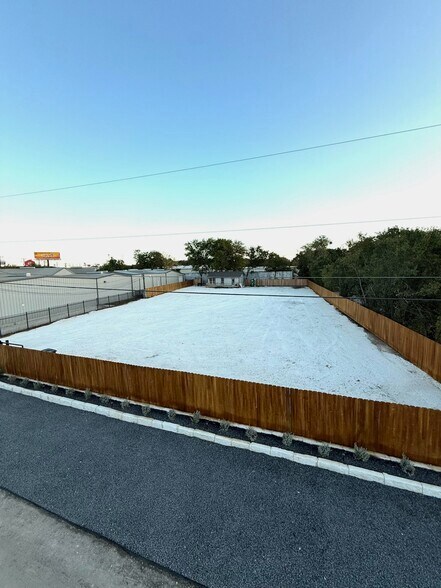 More Photos Of 9602 Dewberry Path, Boerne Land For Lease