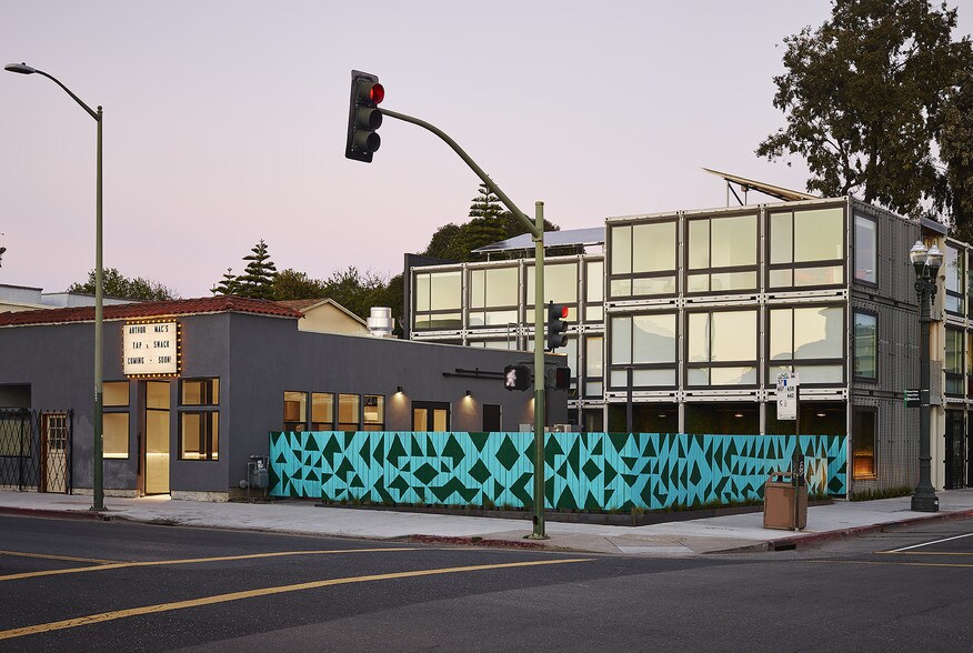 More Photos Of 644 40th St, Oakland Office For Lease