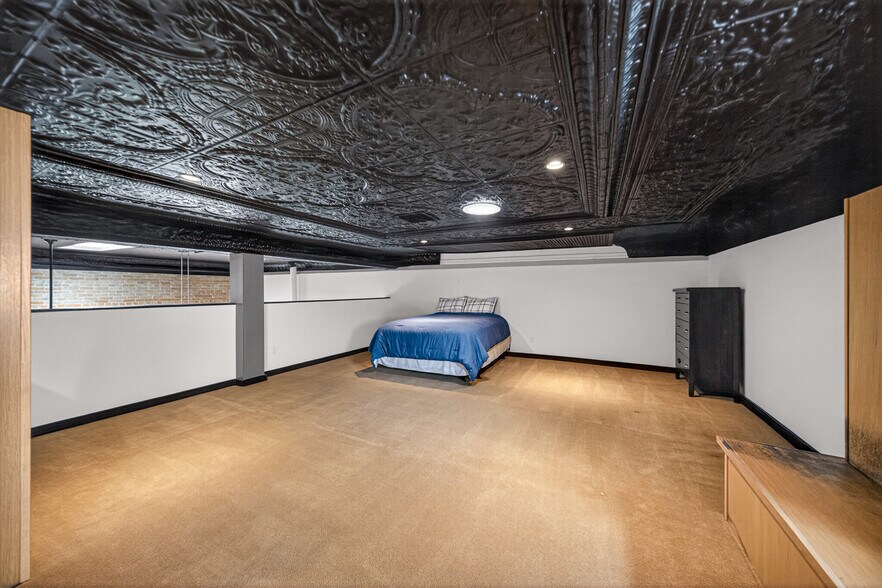 More Photos Of 614 High St, Comfort Storefront Retail Residential For Sale