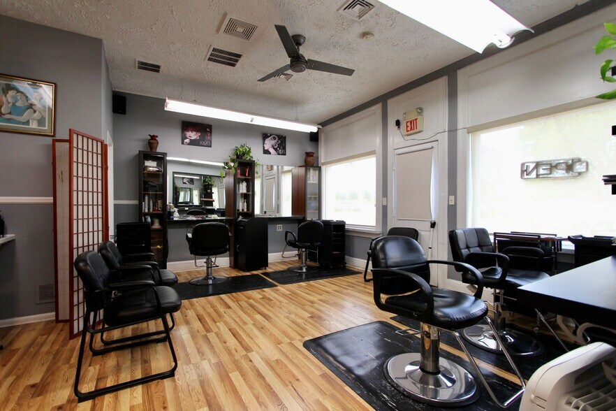 More Photos Of 175 Front St, South Plainfield Storefront For Sale