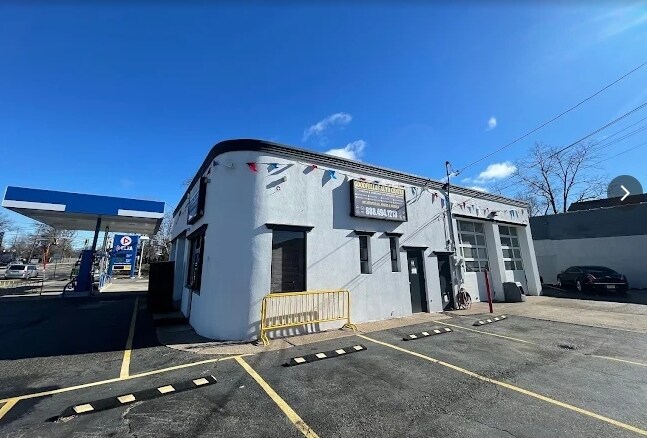 More Photos Of 90 Hackensack Ave, Hackensack Service Station For Sale