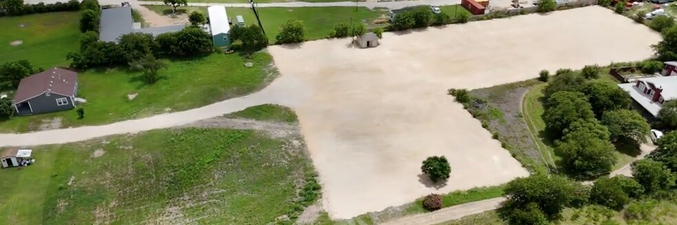 More Photos Of 3464 County Road 100, Hutto Land For Lease