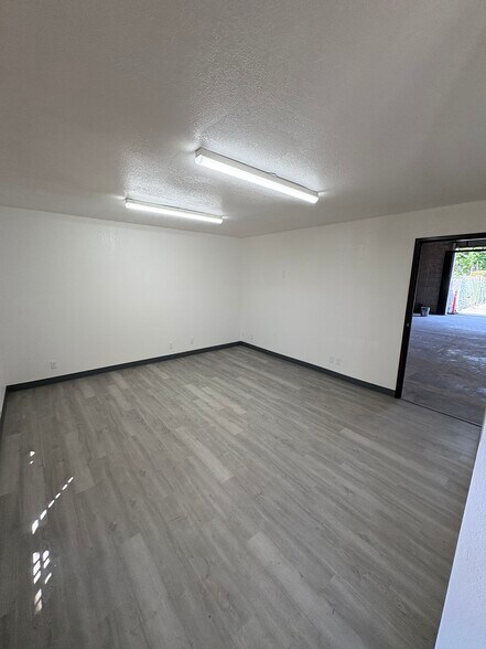 More Photos Of 3876 Downing Ave, Baldwin Park Warehouse For Lease