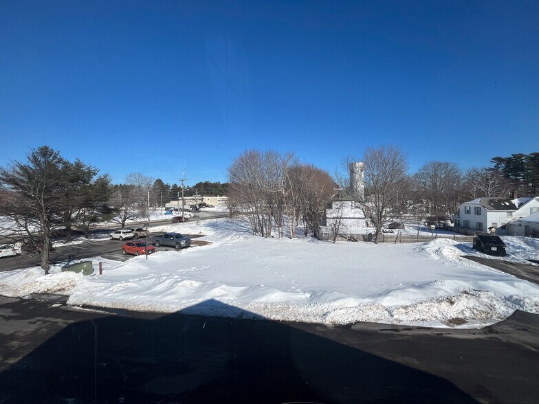 More Photos Of 155 Saco Ave, Old Orchard Beach Office For Sale