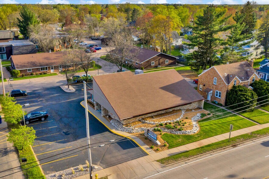 More Photos Of 3125 Main St, Stevens Point Office For Sale