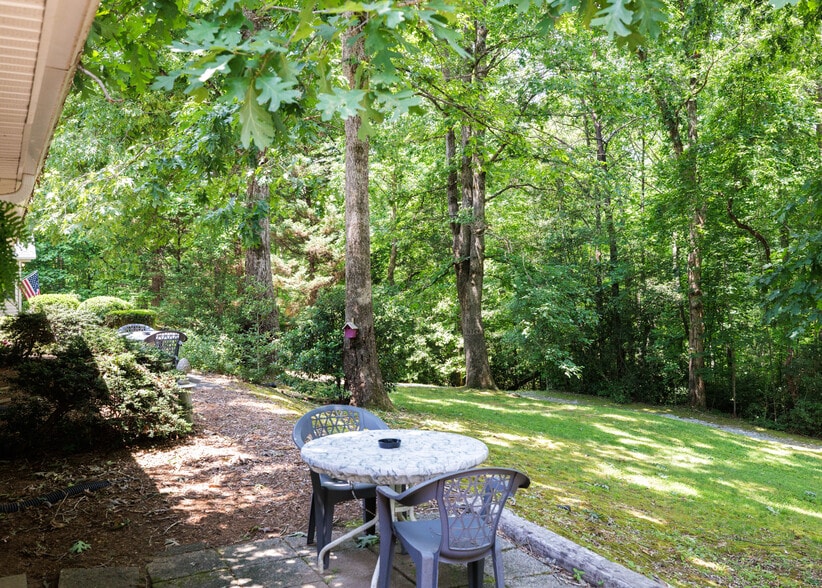 More Photos Of 129 Hiawatha Trl, Pickens Hotel For Sale