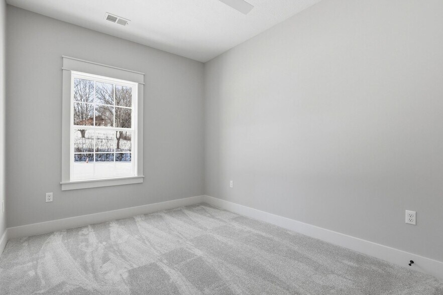 More Photos Of 100 Huselton Dr, Butler Multifamily For Sale