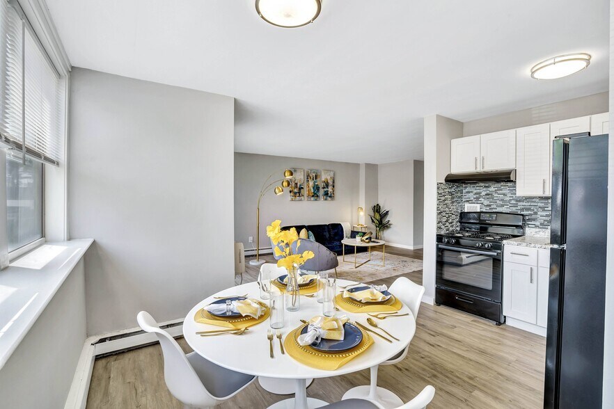 More Photos Of 220 S Lenola Rd, Maple Shade Township Apartments For Sale