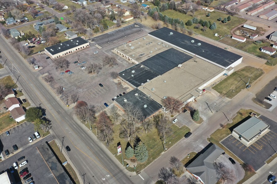 Primary Photo Of 400 S Sycamore Ave, Sioux Falls Office For Lease