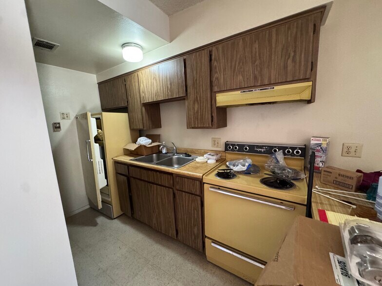 More Photos Of 1715 E Blacklidge Dr, Tucson Apartments For Sale