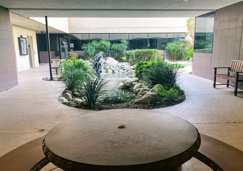 More Photos Of 4165-4195 E Thousand Oaks Blvd, Westlake Village Office For Lease