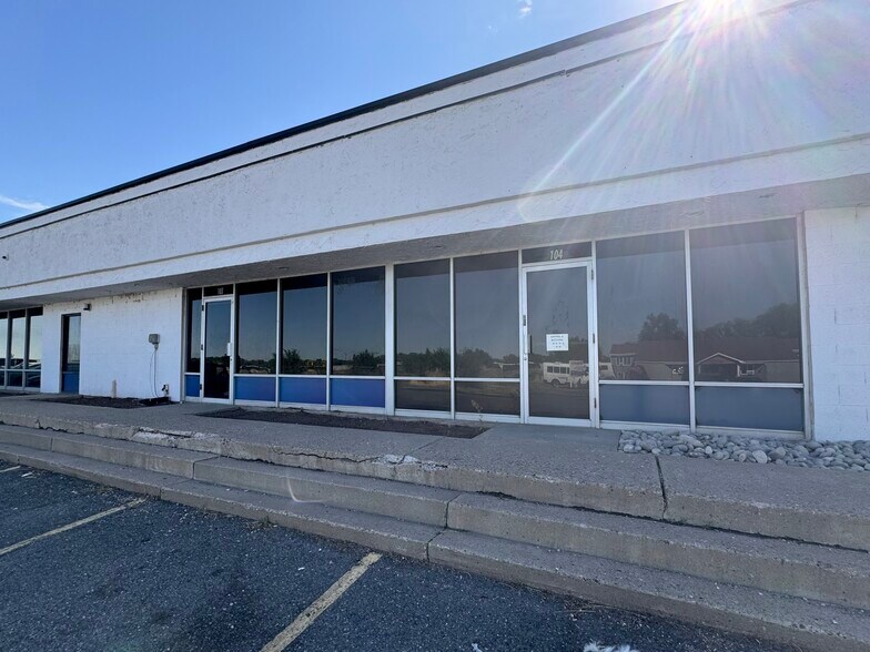 More Photos Of 4042 Pacific Ave, Riverdale Light Distribution For Lease