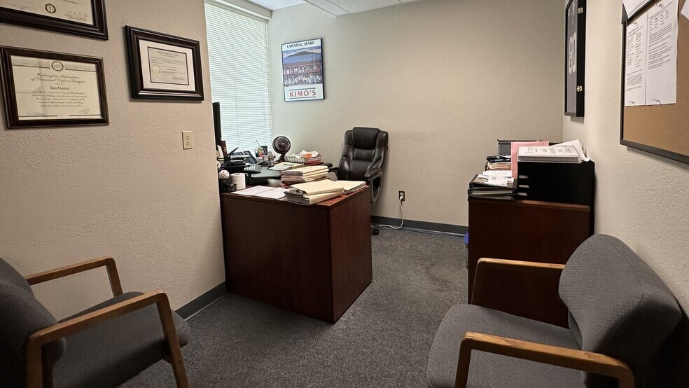 More Photos Of 1801 1st Ave, Longview Medical For Sale