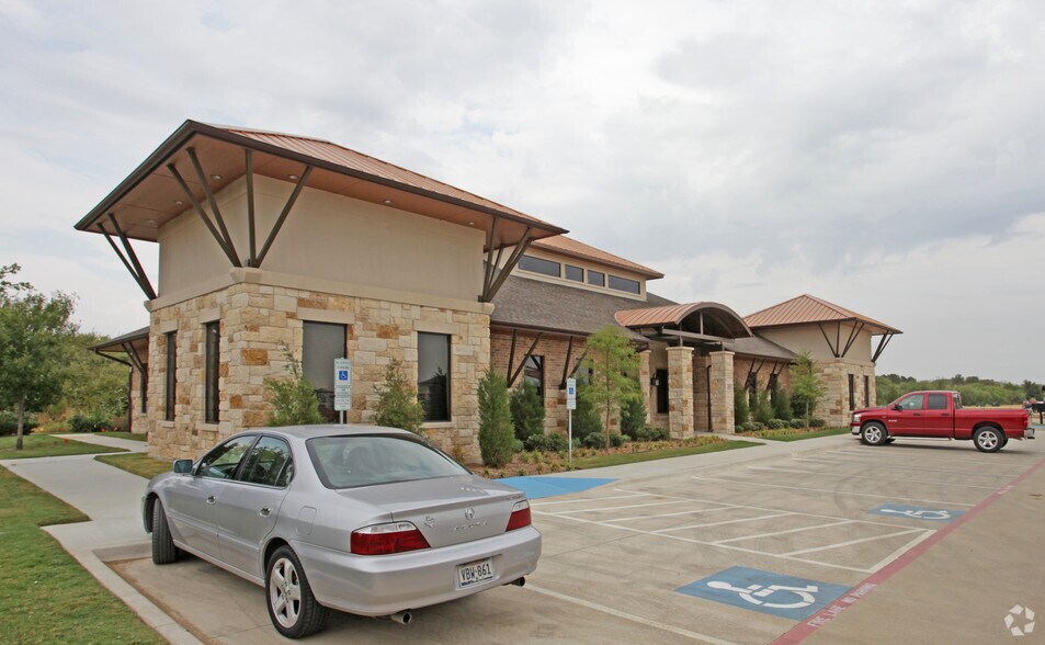 Primary Photo Of 4931 Long Prairie Rd, Flower Mound Medical For Sale