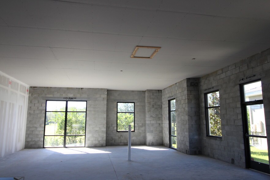 More Photos Of 938 International Pky, Lake Mary Medical For Lease