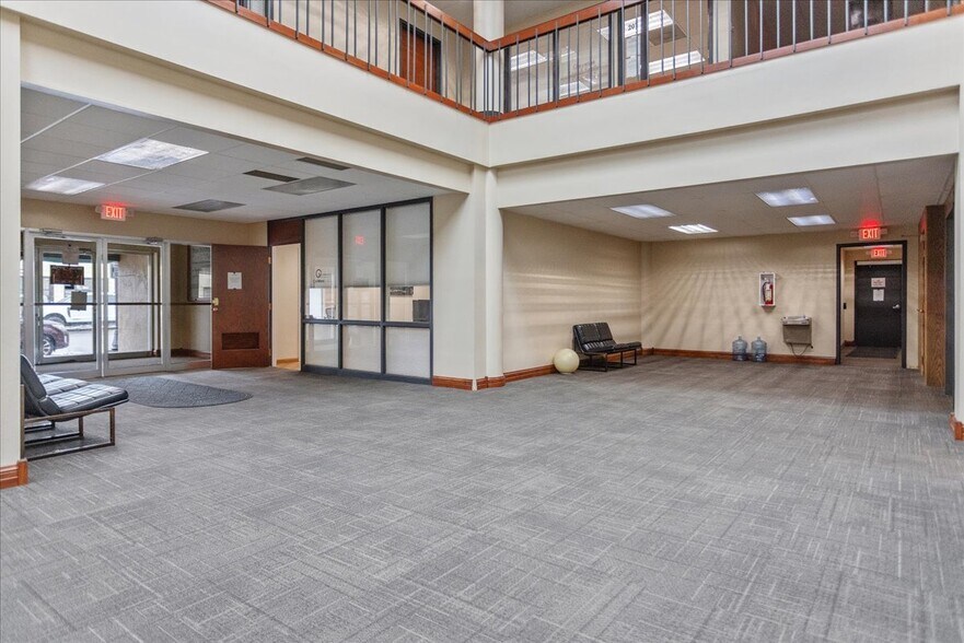 More Photos Of 1803-1807 Capitol Ave, Cheyenne Office For Sale