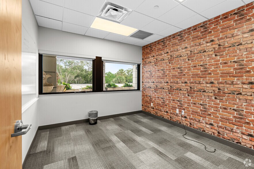 More Photos Of 5300 Broken Sound Blvd NW, Boca Raton Office For Lease