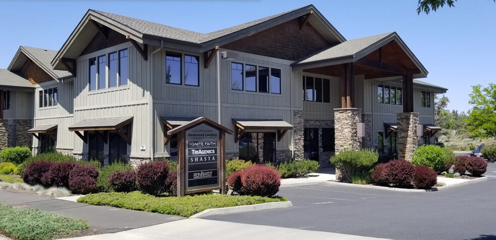 More Photos Of 525 SW Umatilla St, Redmond Office For Lease