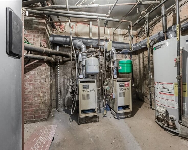 More Photos Of 617 Grand St, Brooklyn Storefront Retail Residential For Lease