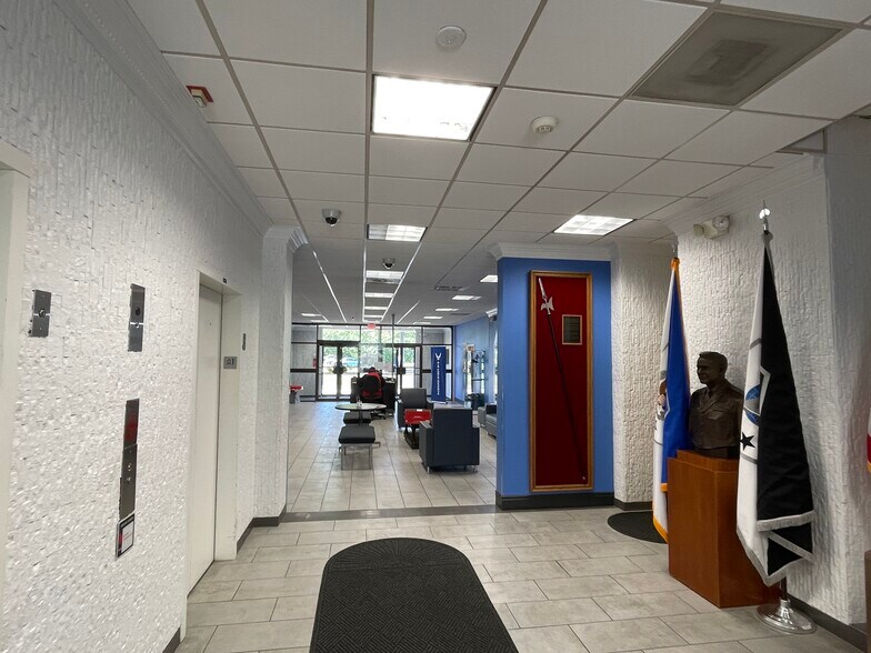 More Photos Of 5211 Auth Rd, Camp Springs Office For Sale