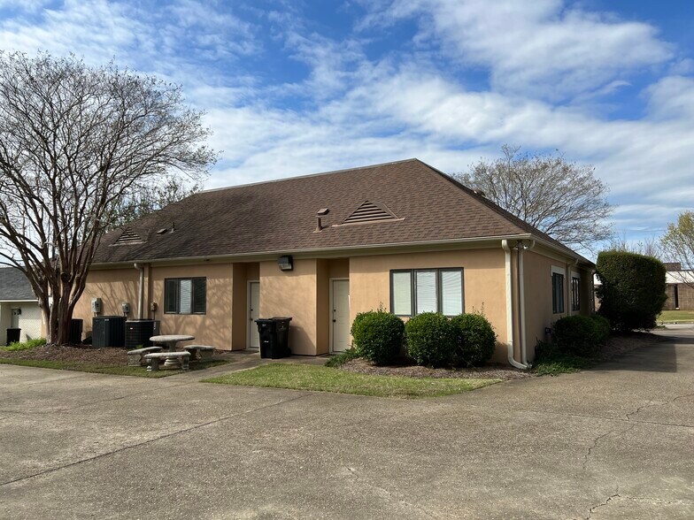 More Photos Of 4228 Lomac St, Montgomery Office For Sale