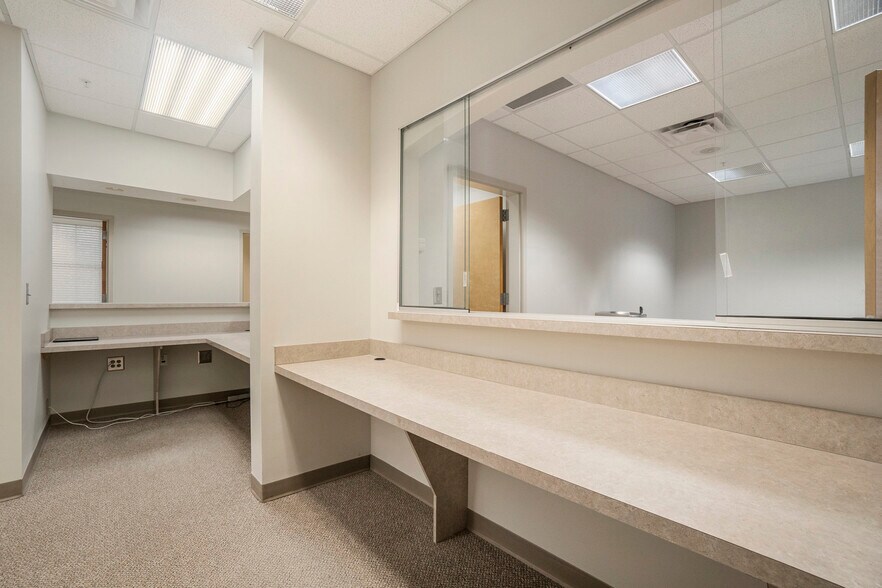 More Photos Of 11600 Atlantis Pl, Alpharetta Medical For Sale