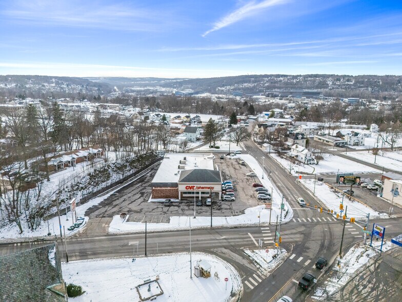 More Photos Of 734 E Washington St, New Castle Freestanding For Sale