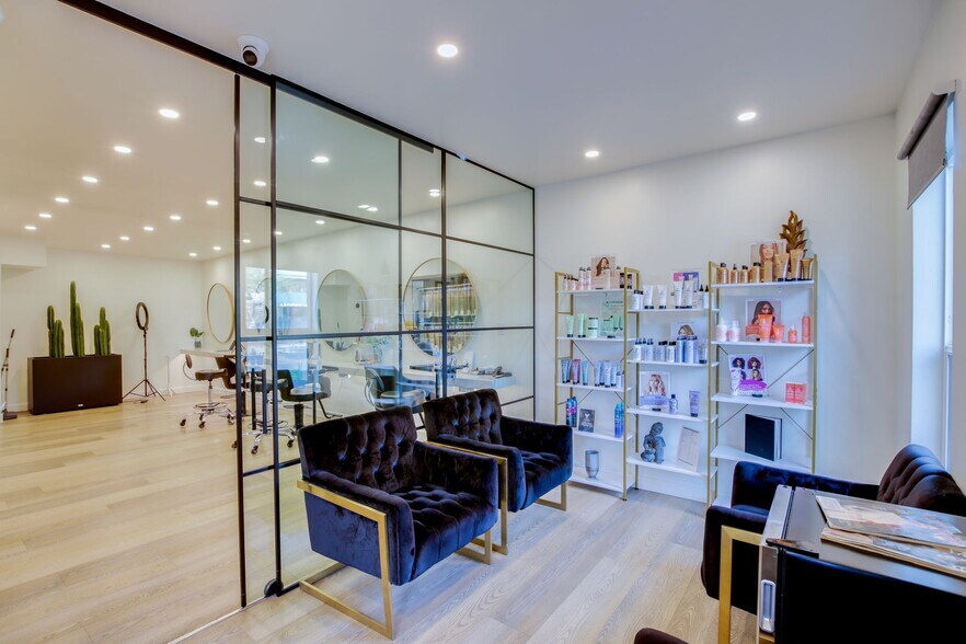 More Photos Of 7355 E Shoeman Ln, Scottsdale Office For Lease