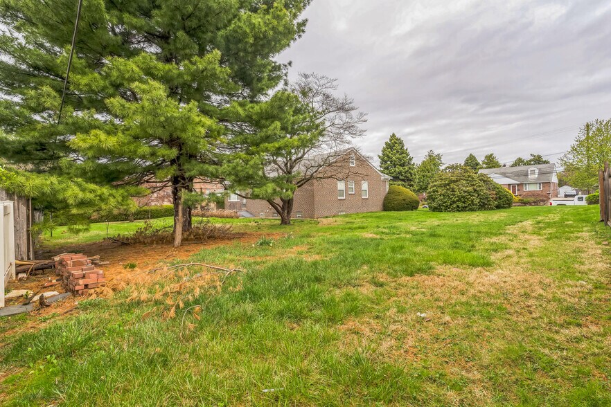 More Photos Of 1718 Rhawn St, Philadelphia Land For Sale
