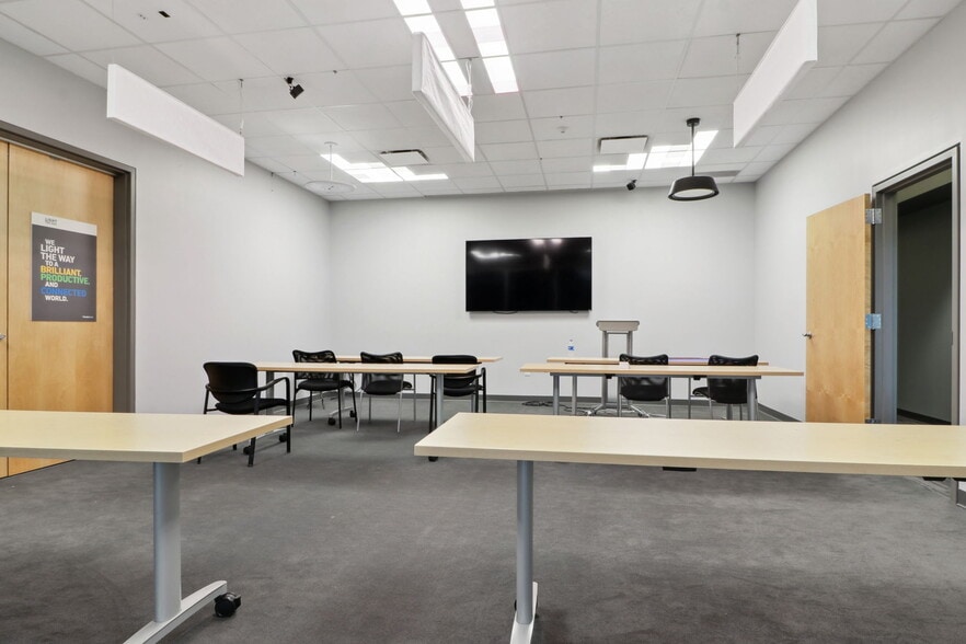 More Photos Of 4885 Ward Rd, Wheat Ridge Office For Sale