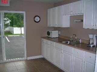 More Photos Of 7470 Secor Rd, Lambertville Medical For Sale