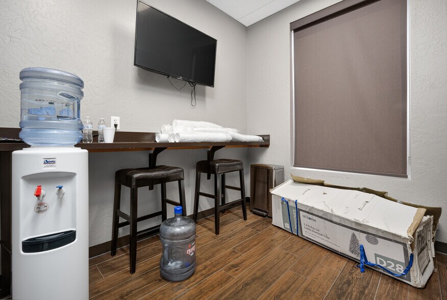 More Photos Of 2804 SW 134th St, Oklahoma City Medical For Sale
