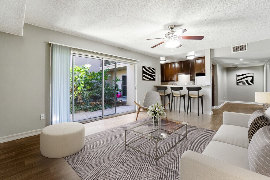 More Photos Of 5055 73rd St, San Diego Apartments For Sale