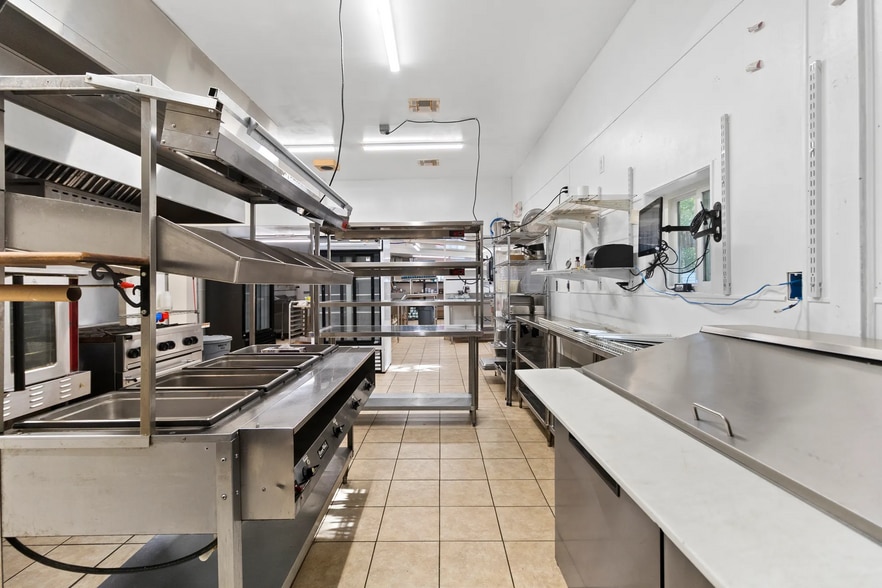 More Photos Of 1399 FM 1791 Rd, Huntsville Restaurant For Sale