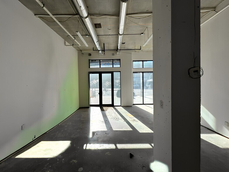 More Photos Of 17 Somers St, Brooklyn Apartments For Lease